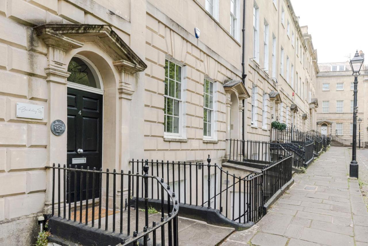 4 Berkeley Square I Your Apartment Bristol Extérieur photo